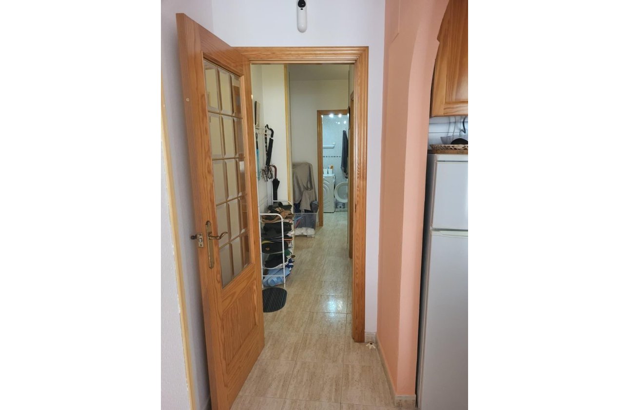 Revente - Appartement -
Torrevieja - Estacion De Autobuses