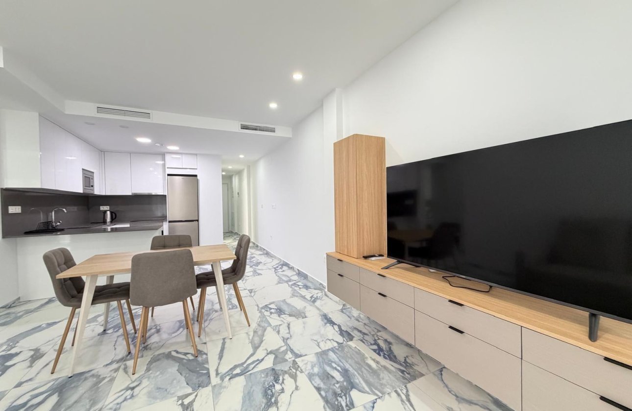 Revente - Appartement -
Torrevieja - Estacion De Autobuses
