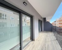 Revente - Appartement -
Torrevieja - Estacion De Autobuses