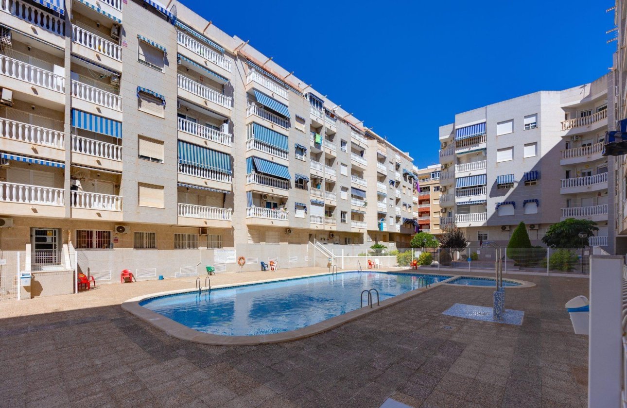 Revente - Appartement -
Torrevieja - Estacion De Autobuses