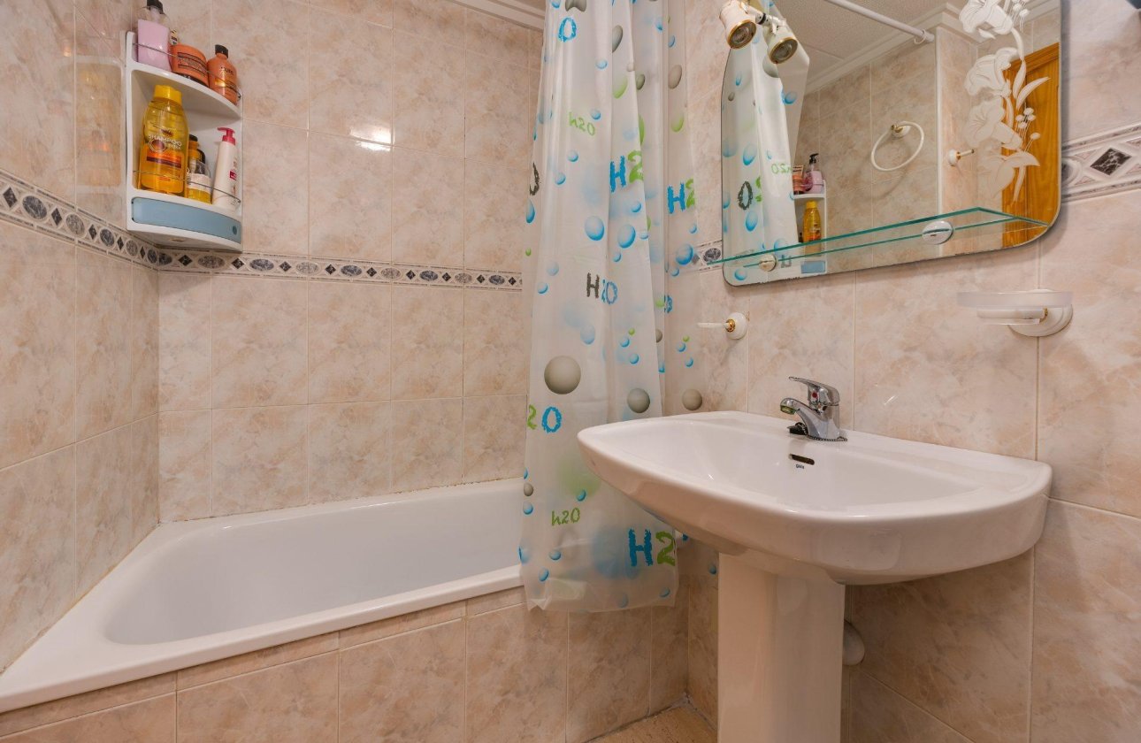 Revente - Appartement -
Torrevieja - Estacion De Autobuses