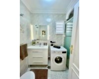 Revente - Appartement -
Torrevieja - Estacion De Autobuses