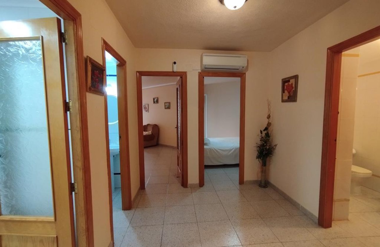 Revente - Appartement -
Torrevieja - HABANERAS PLAZA SANTA MARIA