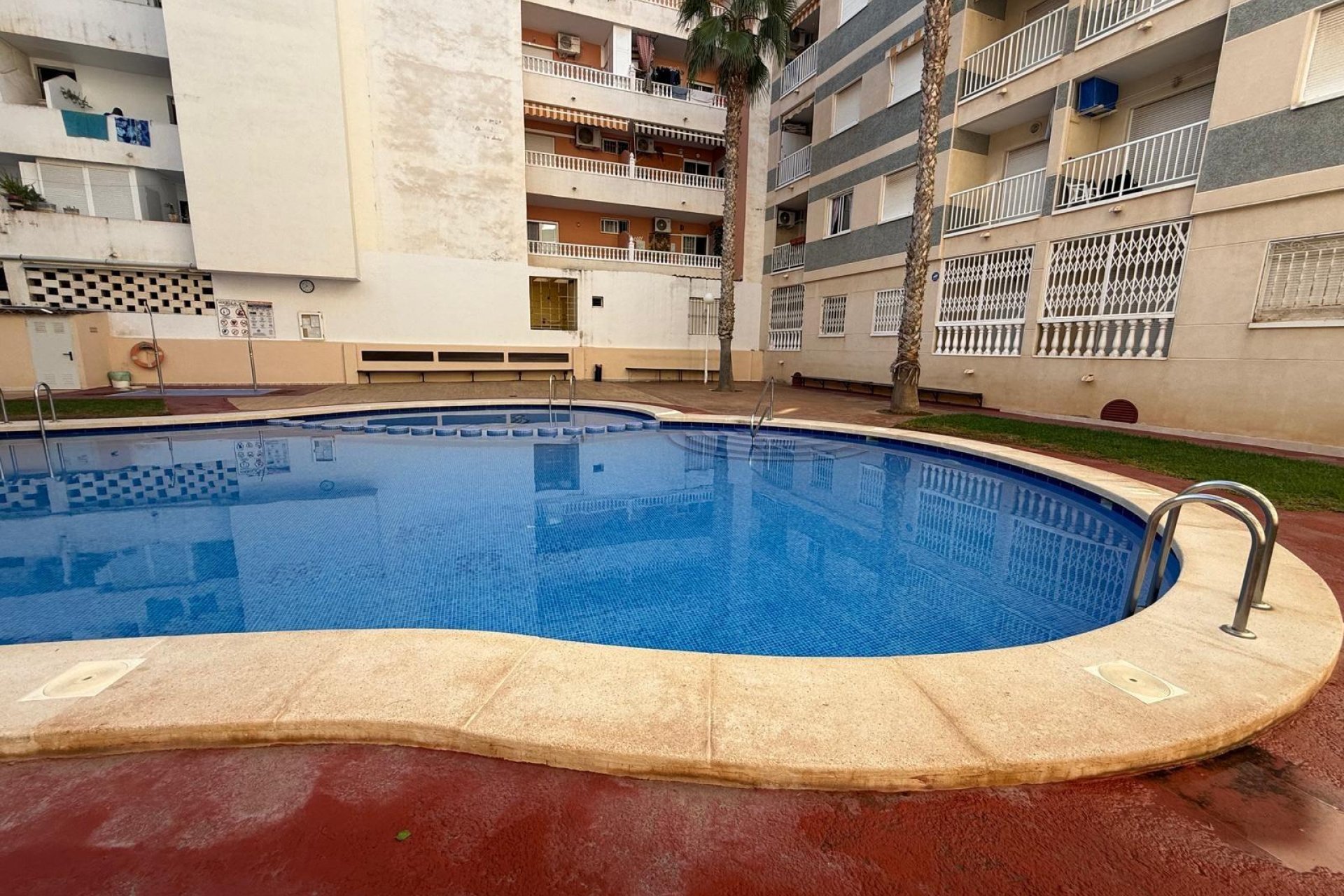 Revente - Appartement -
Torrevieja - Habaneras
