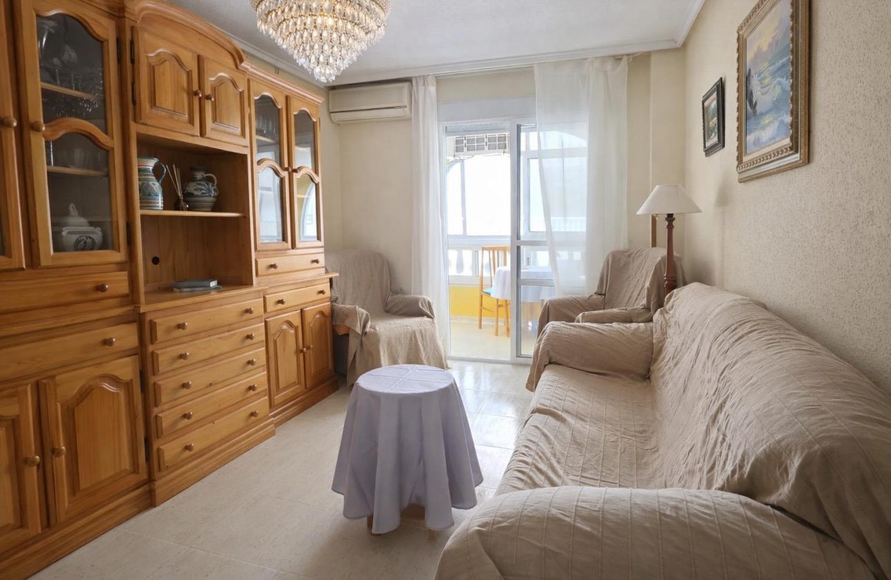 Revente - Appartement -
Torrevieja - Habaneras
