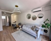 Revente - Appartement -
Torrevieja - Habaneras