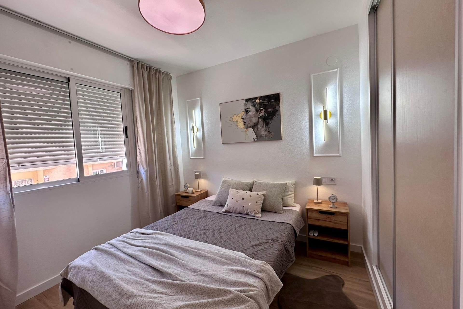 Revente - Appartement -
Torrevieja - Habaneras
