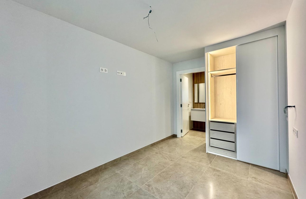 Revente - Appartement -
Torrevieja - Habaneras