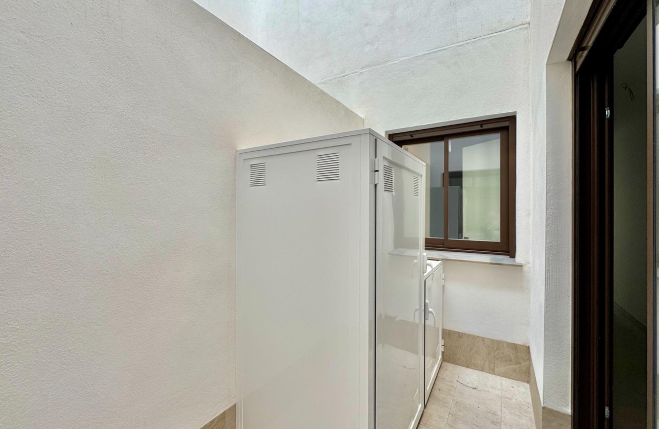 Revente - Appartement -
Torrevieja - Habaneras