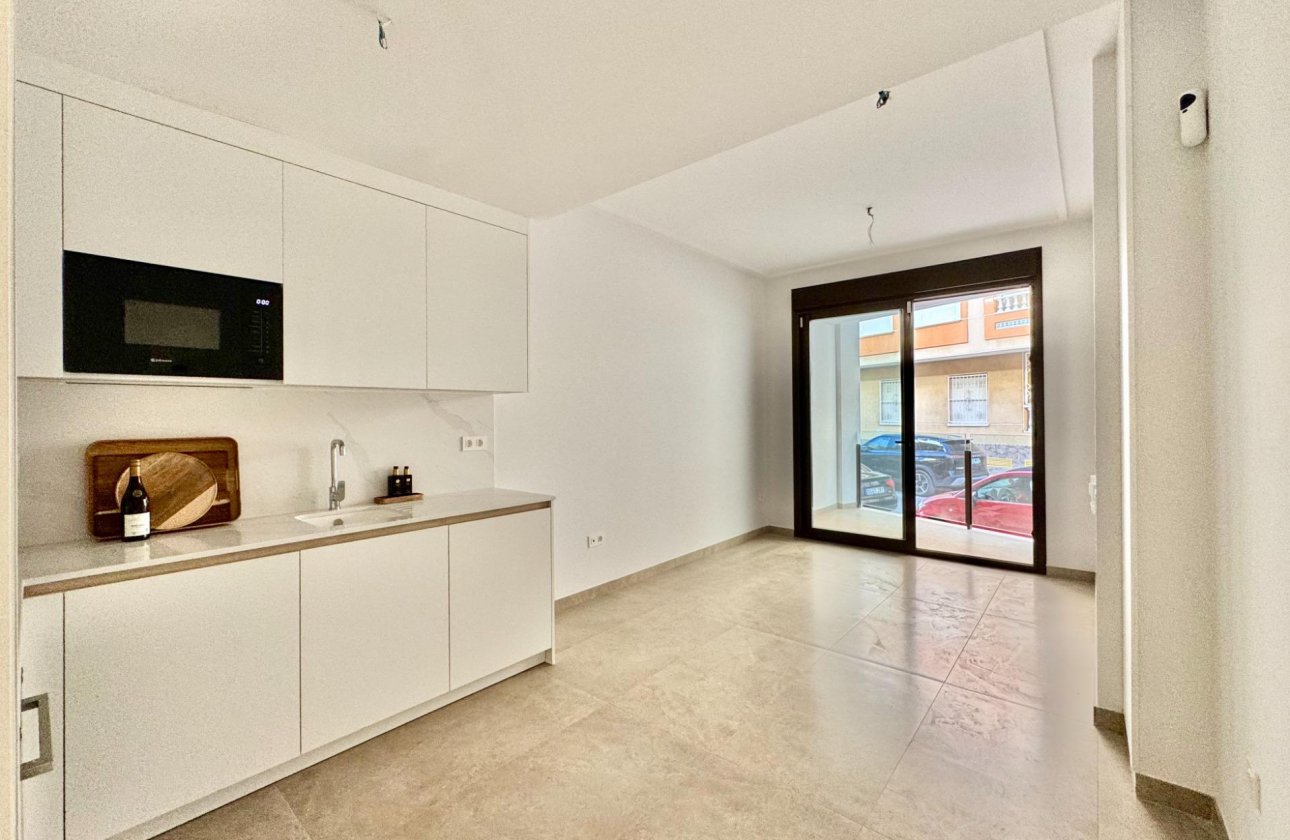 Revente - Appartement -
Torrevieja - Habaneras