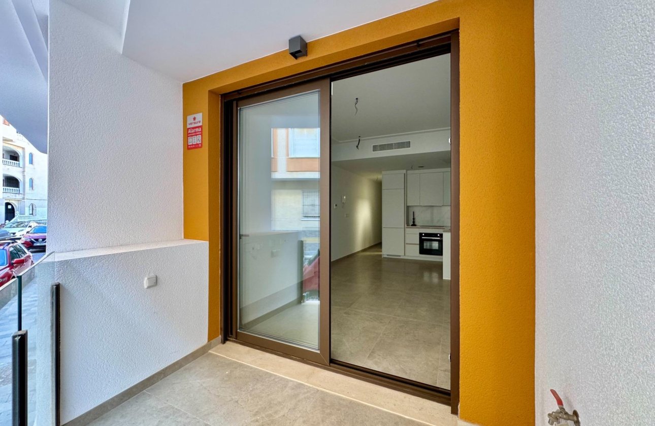 Revente - Appartement -
Torrevieja - Habaneras
