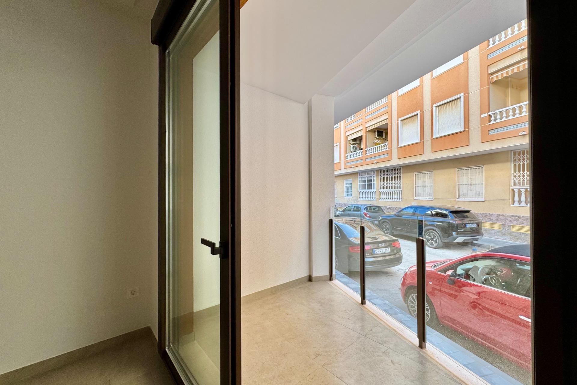 Revente - Appartement -
Torrevieja - Habaneras