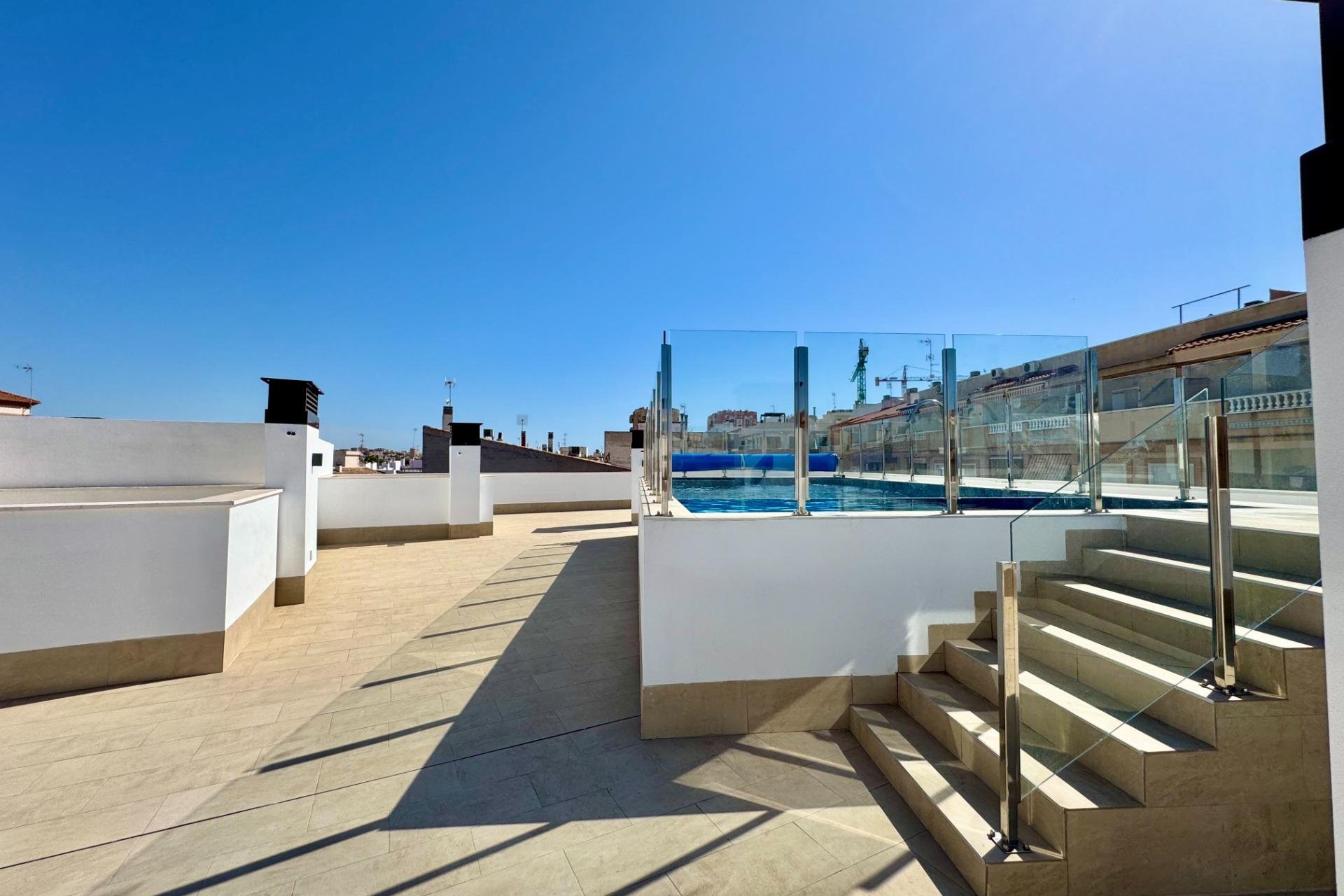 Revente - Appartement -
Torrevieja - Habaneras