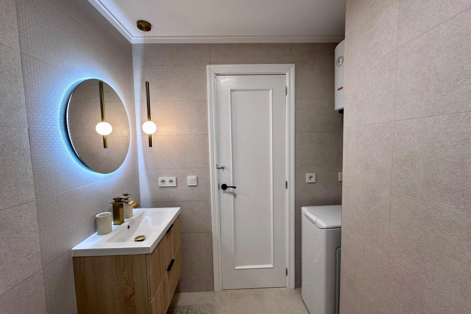 Revente - Appartement -
Torrevieja - Habaneras