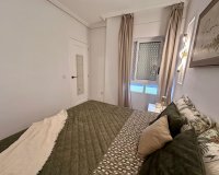 Revente - Appartement -
Torrevieja - Habaneras