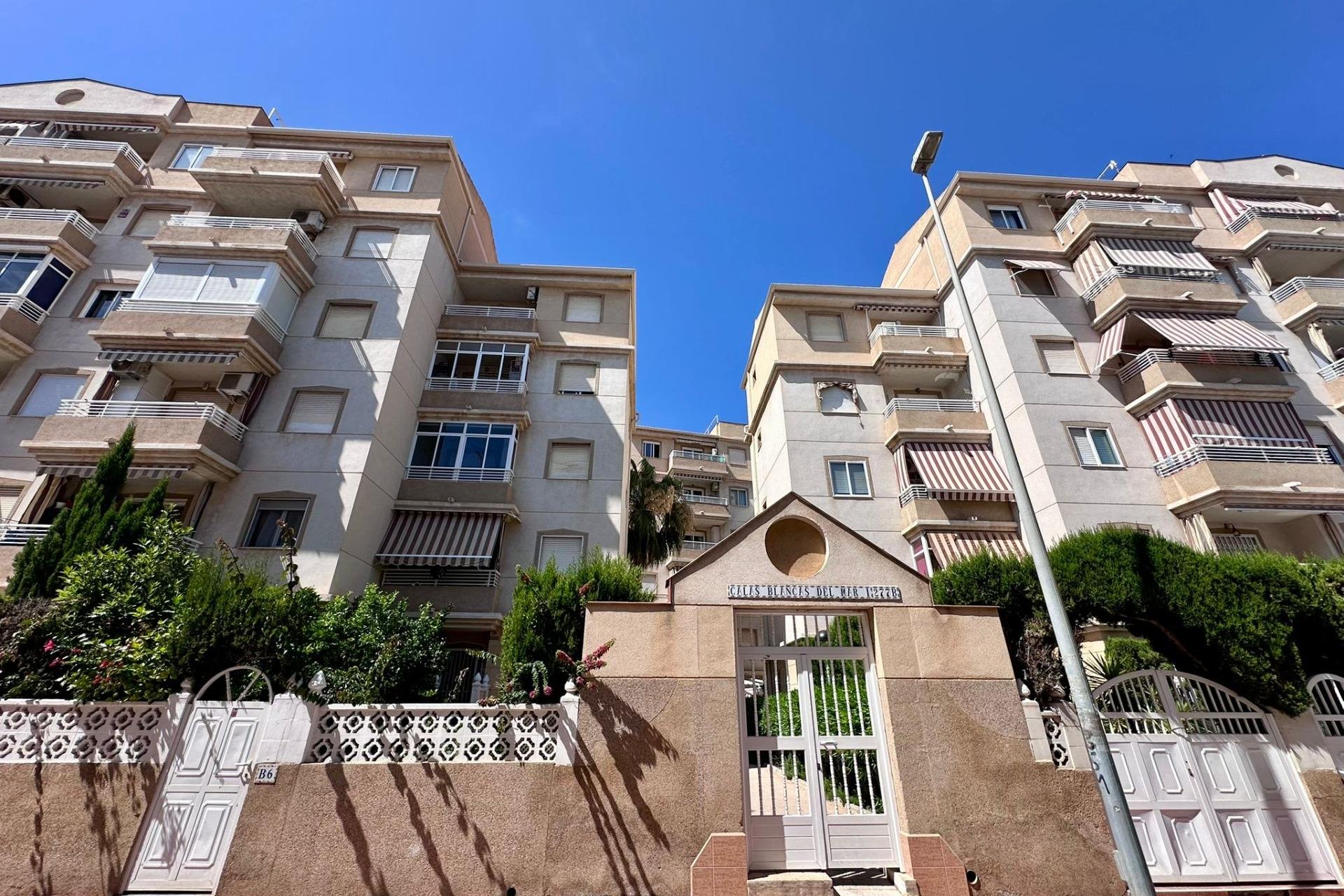 Revente - Appartement -
Torrevieja - Habaneras