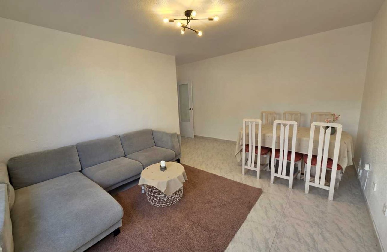 Revente - Appartement -
Torrevieja - Habaneras