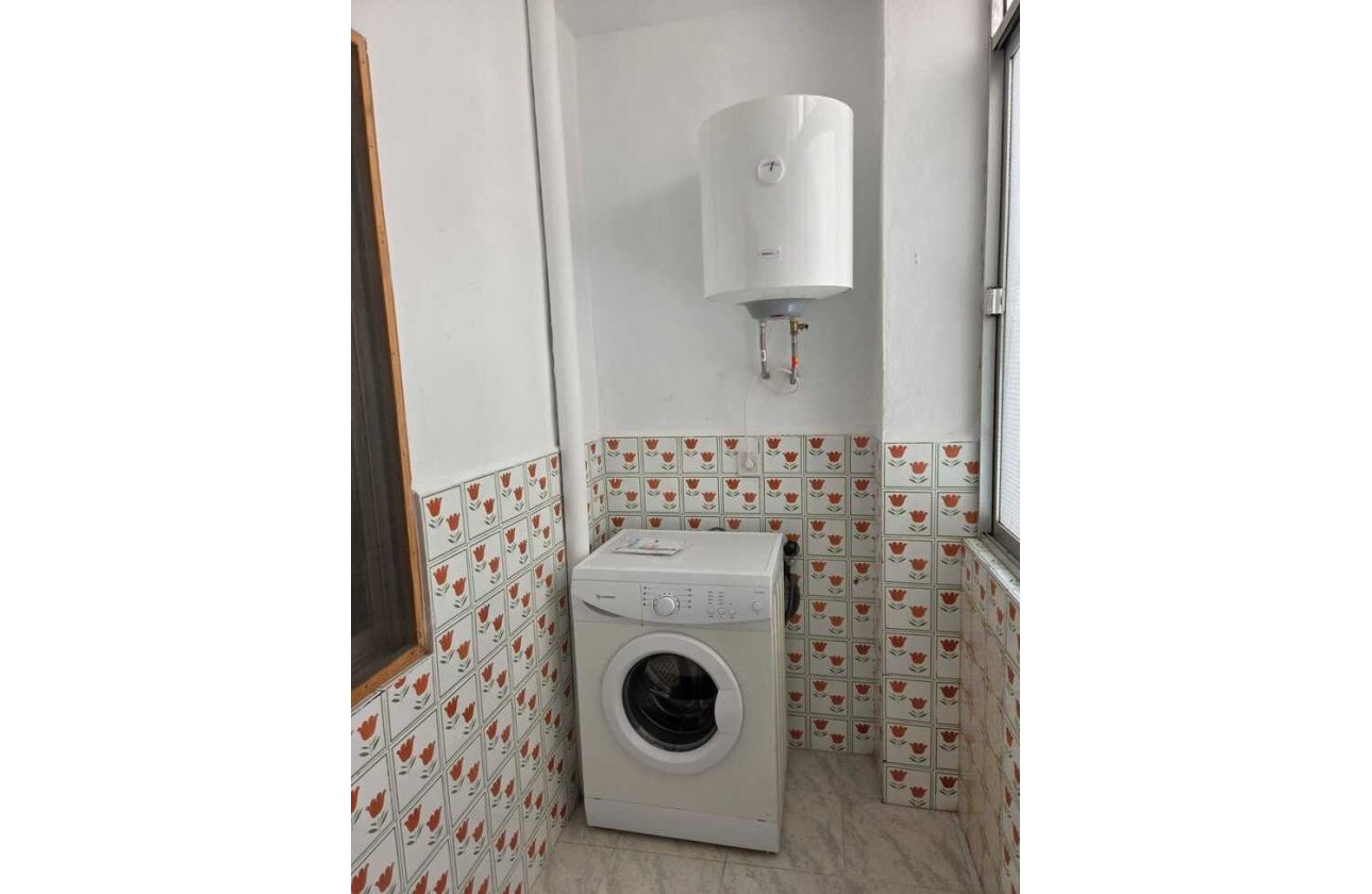 Revente - Appartement -
Torrevieja - Habaneras