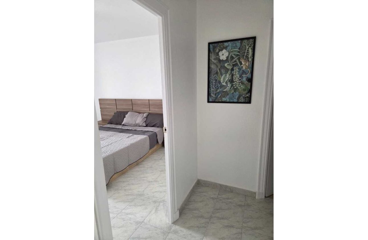 Revente - Appartement -
Torrevieja - Habaneras