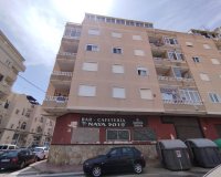Revente - Appartement -
Torrevieja - Habaneras