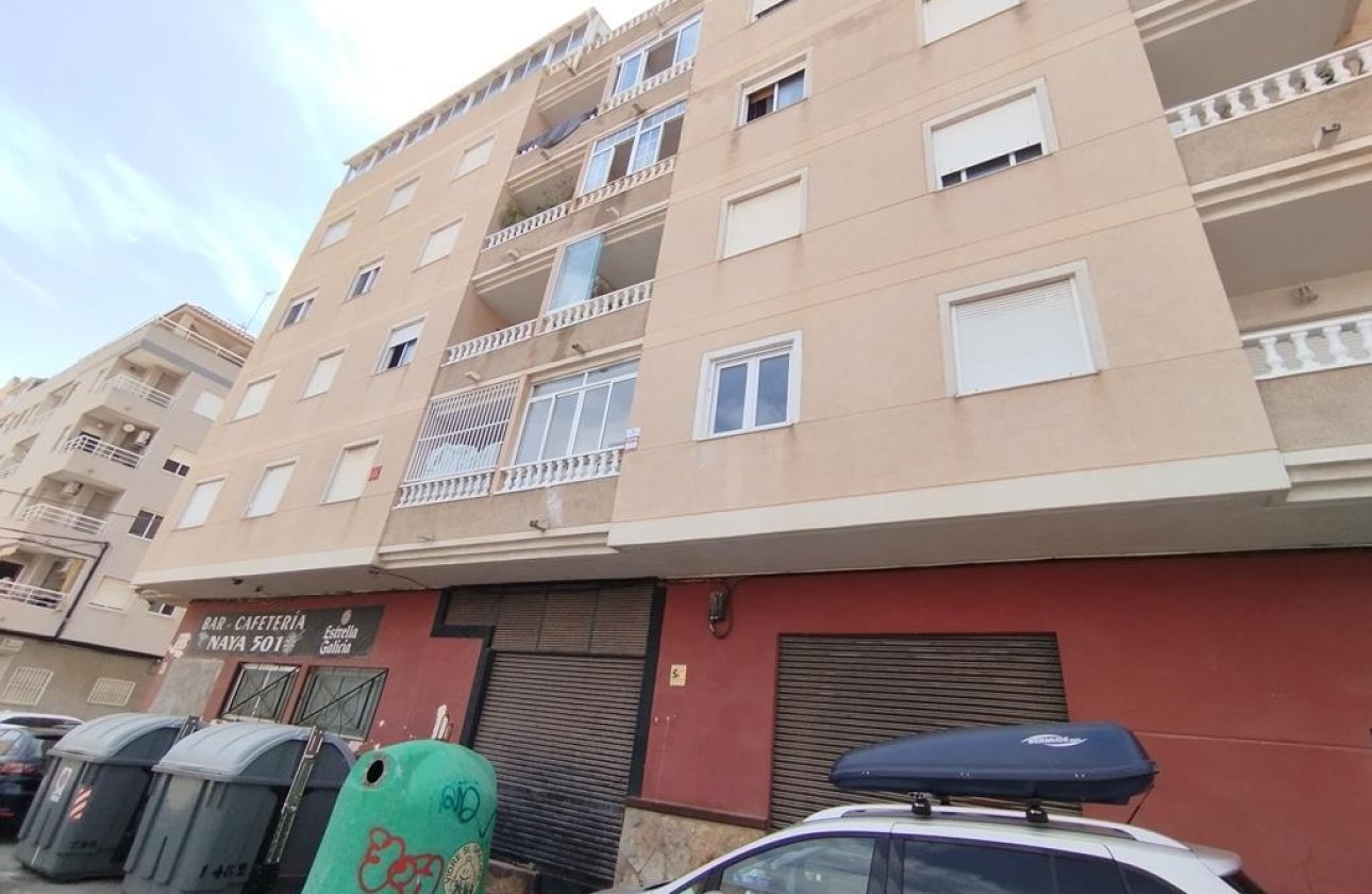 Revente - Appartement -
Torrevieja - Habaneras