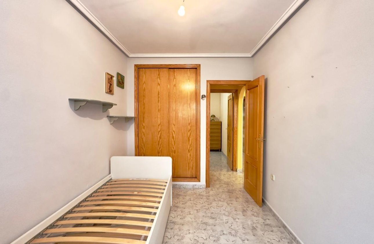 Revente - Appartement -
Torrevieja - La Mata Pueblo