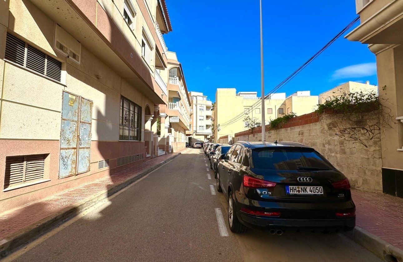 Revente - Appartement -
Torrevieja - La Mata Pueblo