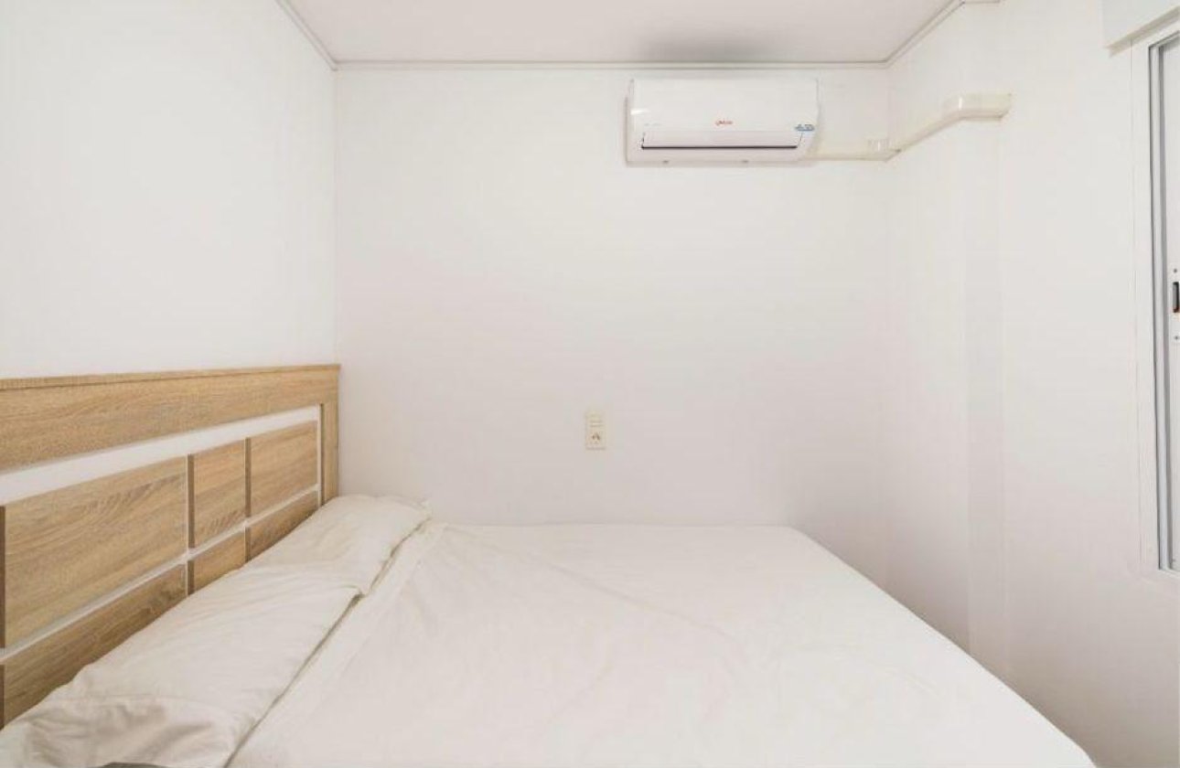 Revente - Appartement -
Torrevieja - La Mata Pueblo