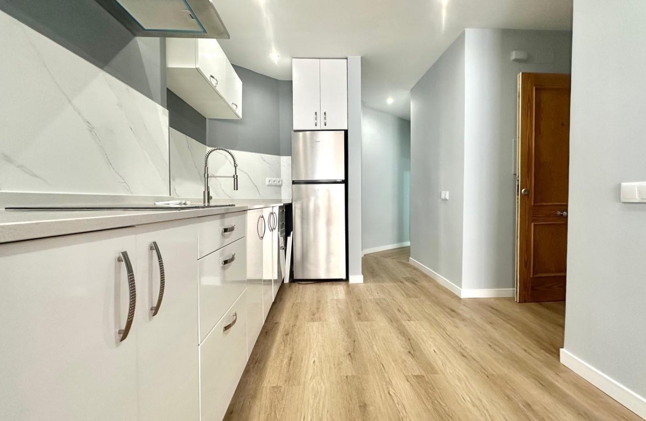 Revente - Appartement -
Torrevieja - La Mata Pueblo