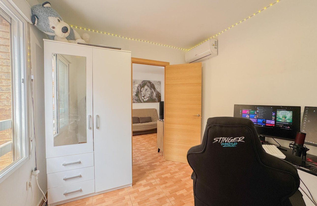 Revente - Appartement -
Torrevieja - La Mata Pueblo