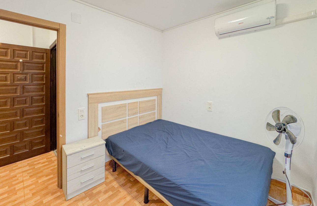 Revente - Appartement -
Torrevieja - La Mata Pueblo