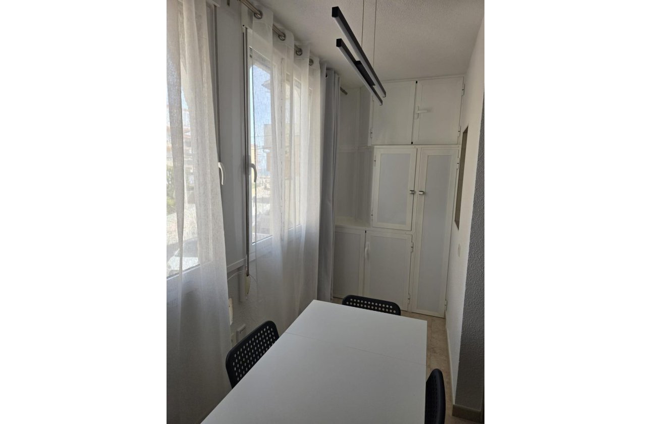 Revente - Appartement -
Torrevieja - La Mata Pueblo