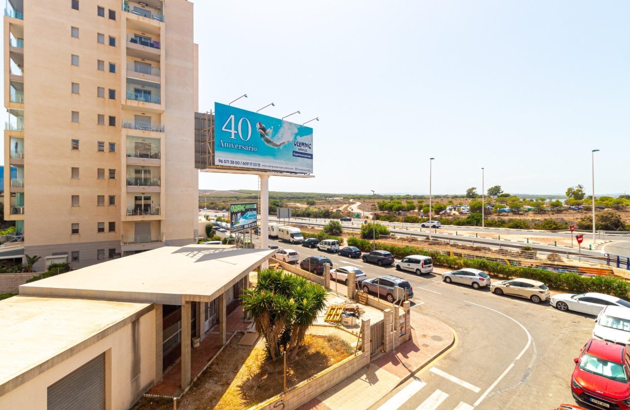 Revente - Appartement -
Torrevieja - La Mata Pueblo