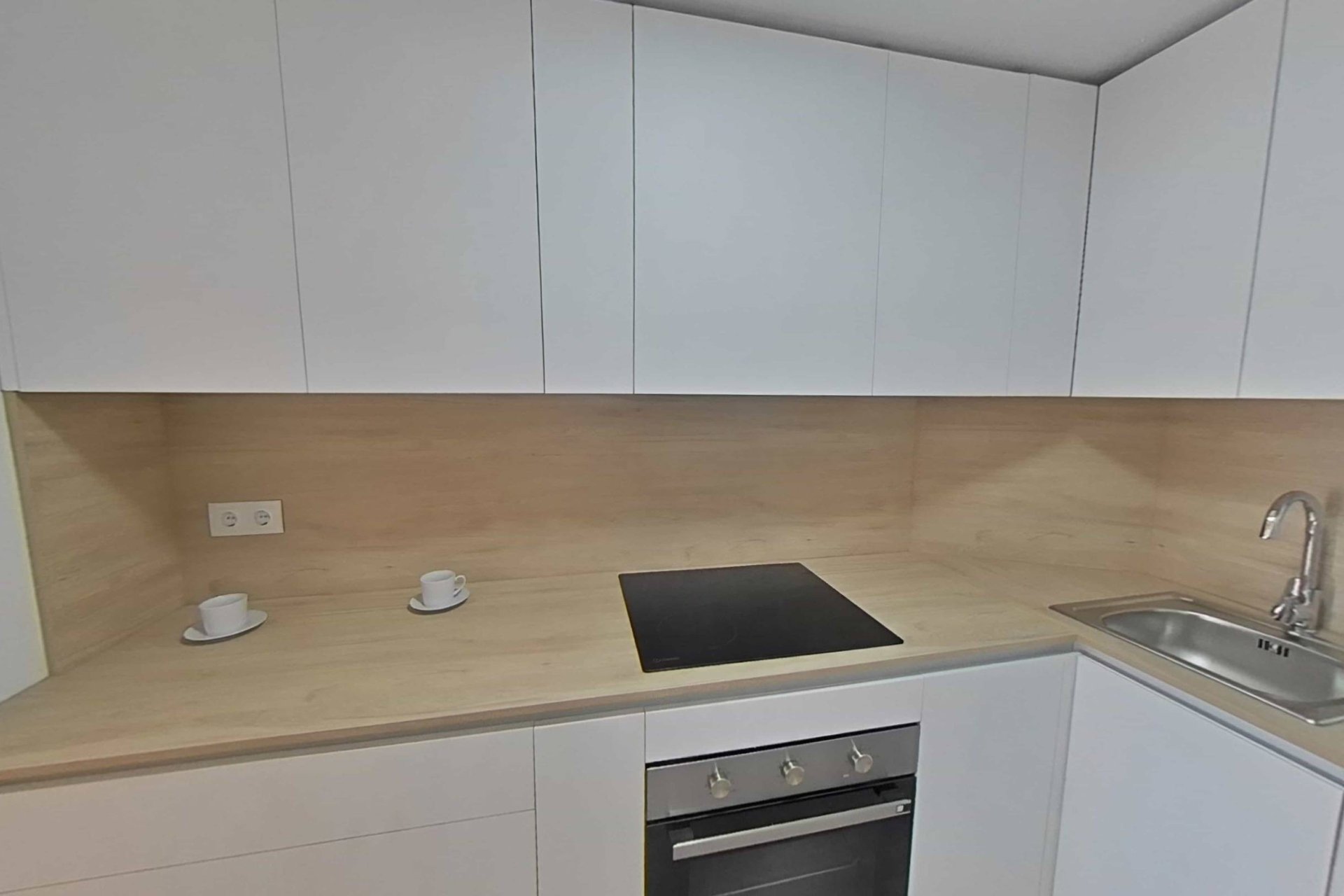 Revente - Appartement -
Torrevieja - La Mata Pueblo