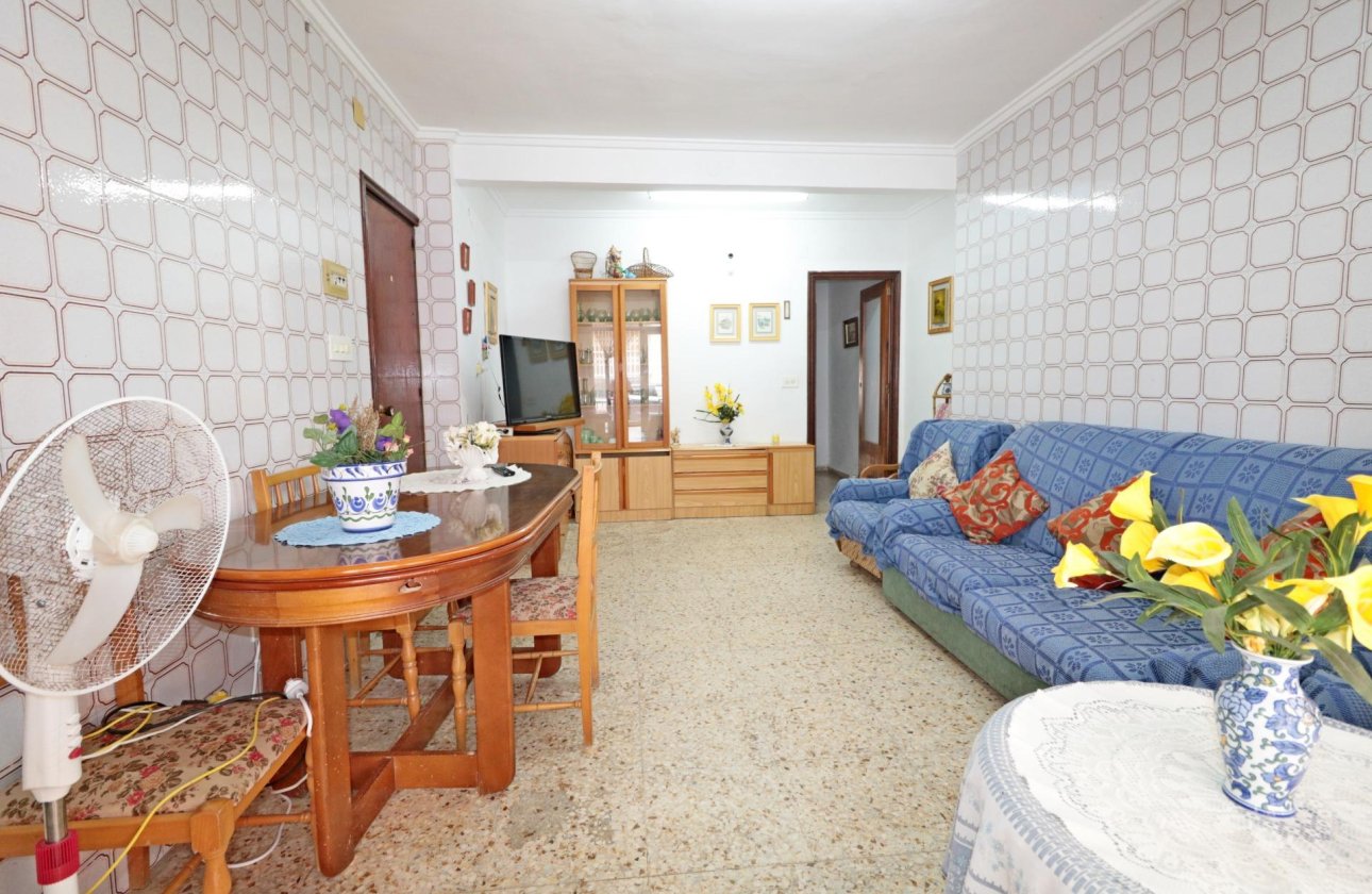 Revente - Appartement -
Torrevieja - La Mata Pueblo