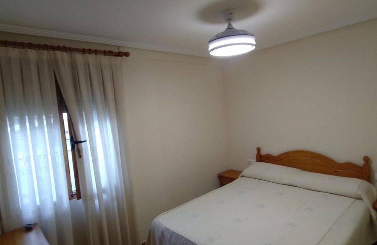 Revente - Appartement -
Torrevieja - La Mata