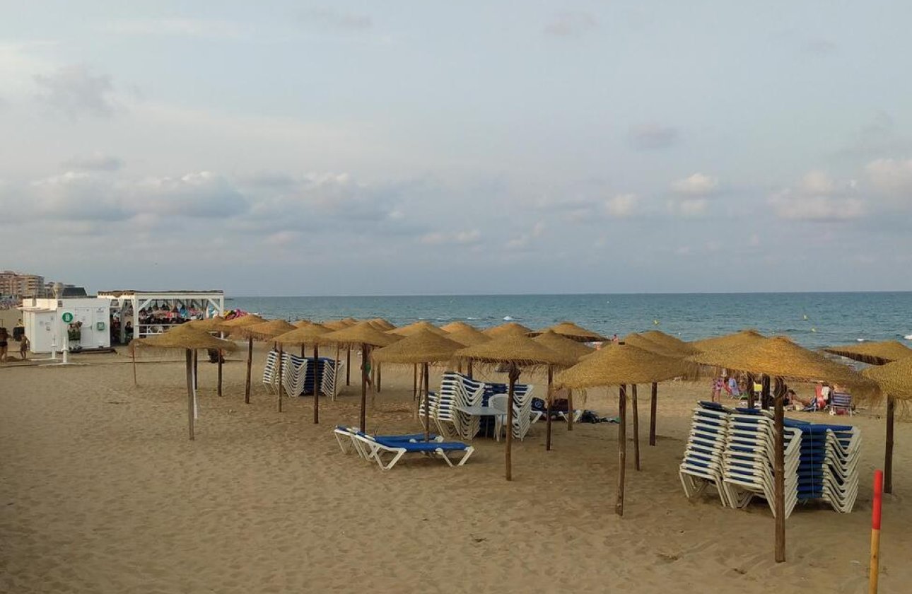 Revente - Appartement -
Torrevieja - La Mata