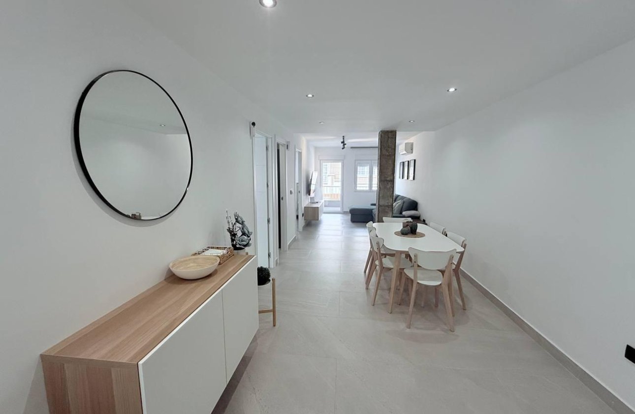 Revente - Appartement -
Torrevieja - La Mata