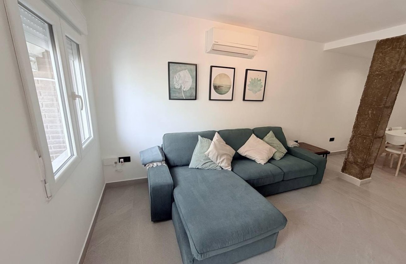 Revente - Appartement -
Torrevieja - La Mata