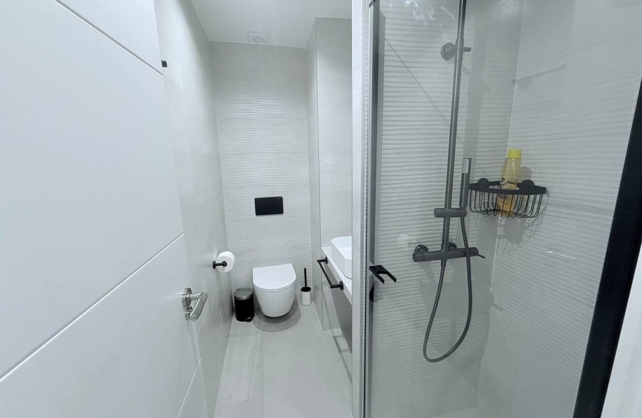 Revente - Appartement -
Torrevieja - La Mata