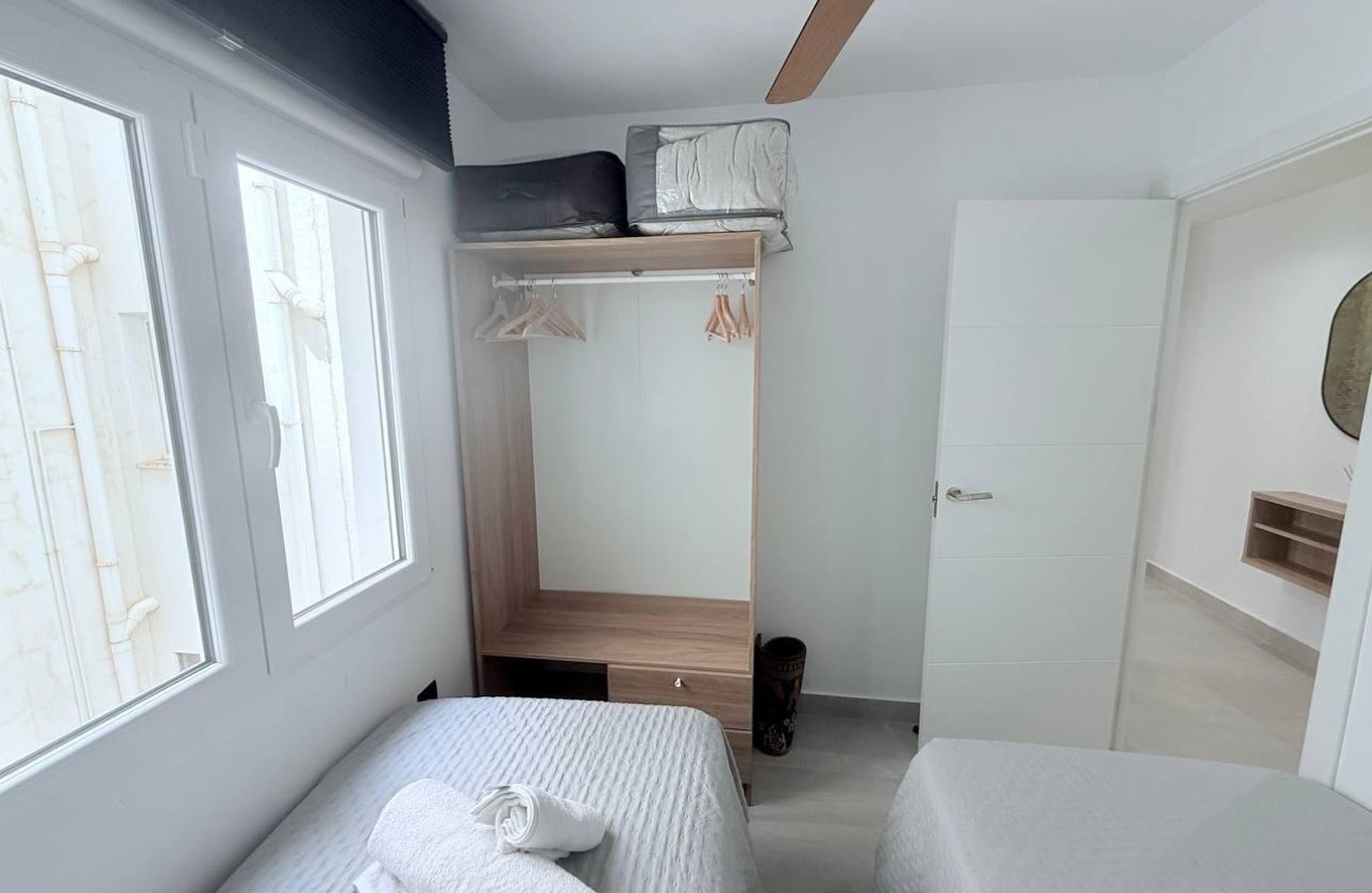 Revente - Appartement -
Torrevieja - La Mata