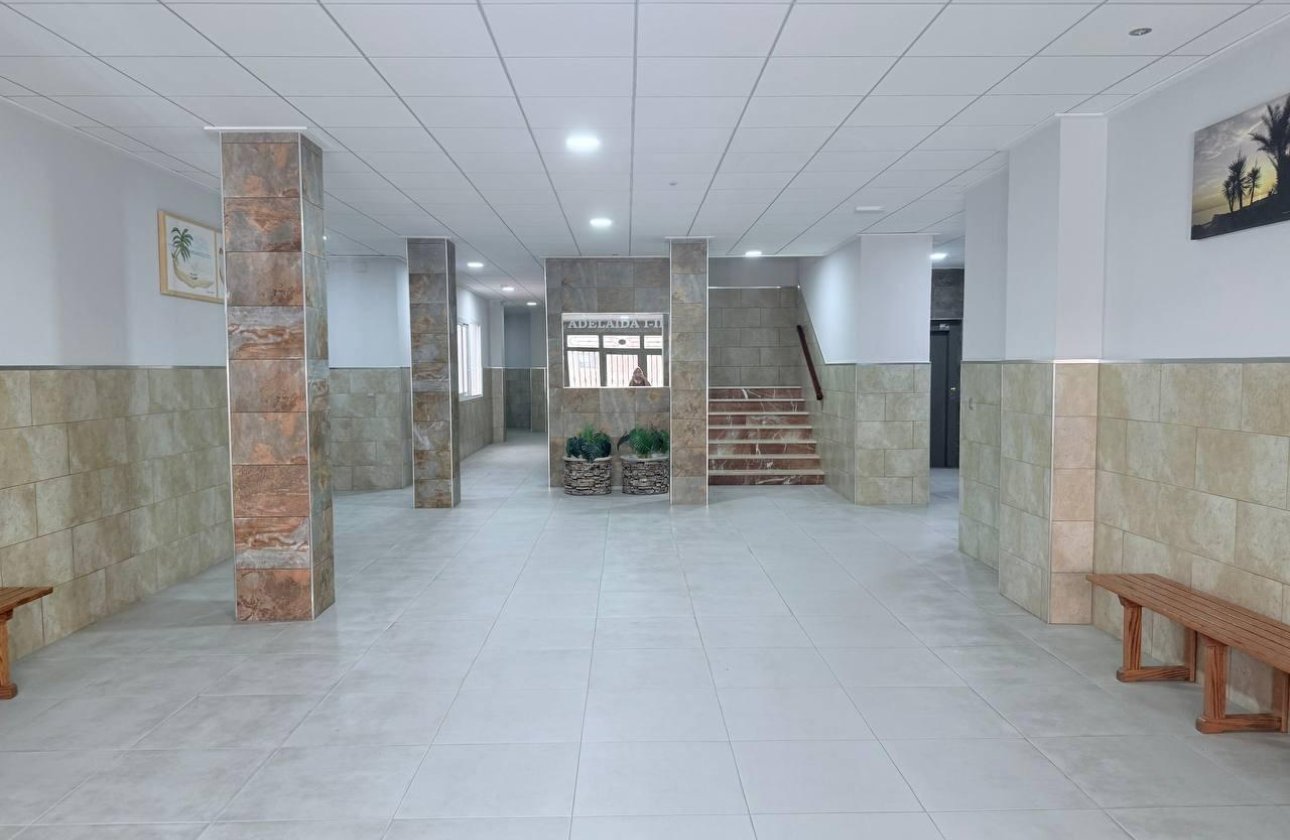 Revente - Appartement -
Torrevieja - La Mata