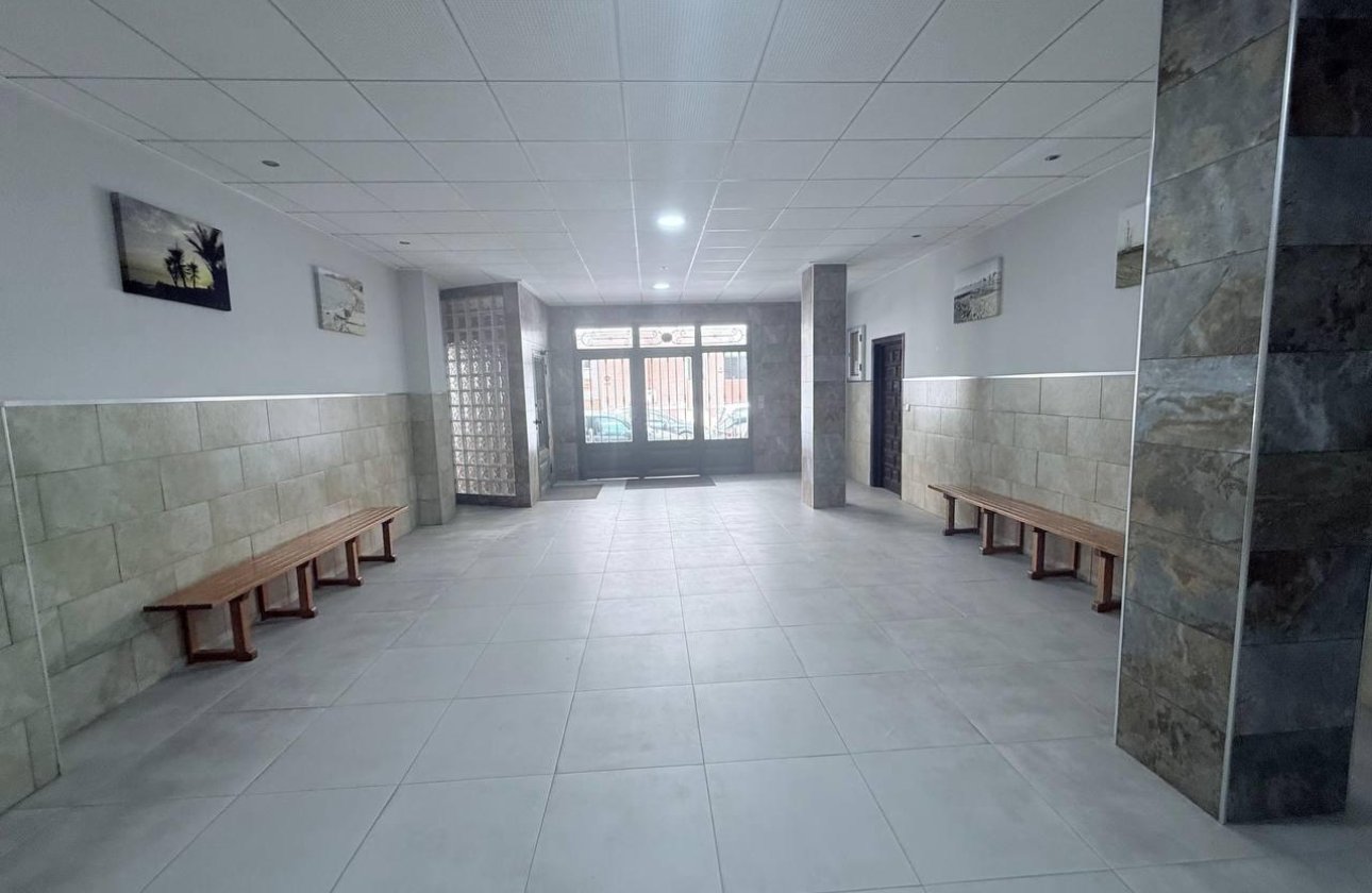 Revente - Appartement -
Torrevieja - La Mata