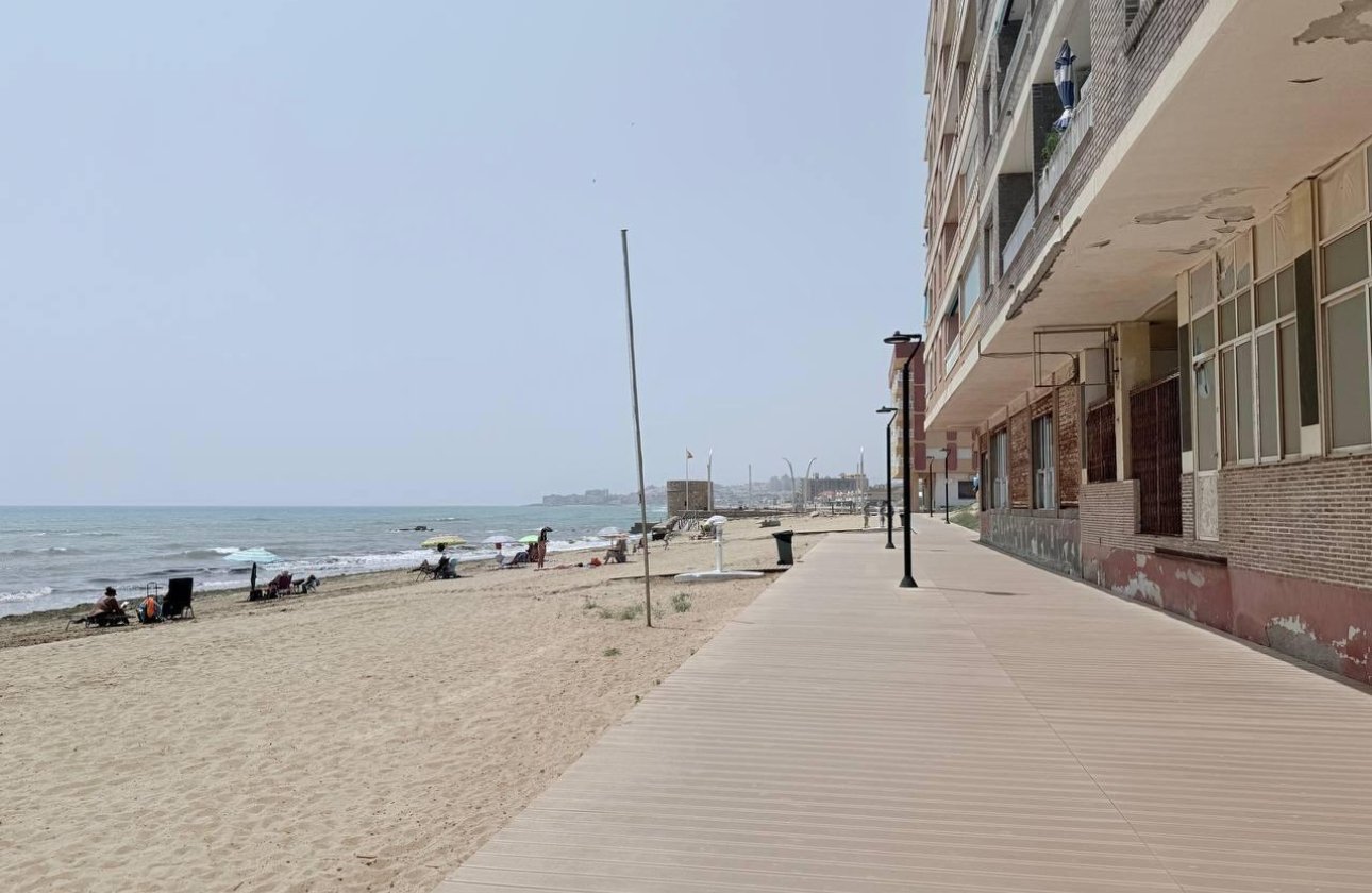 Revente - Appartement -
Torrevieja - La Mata