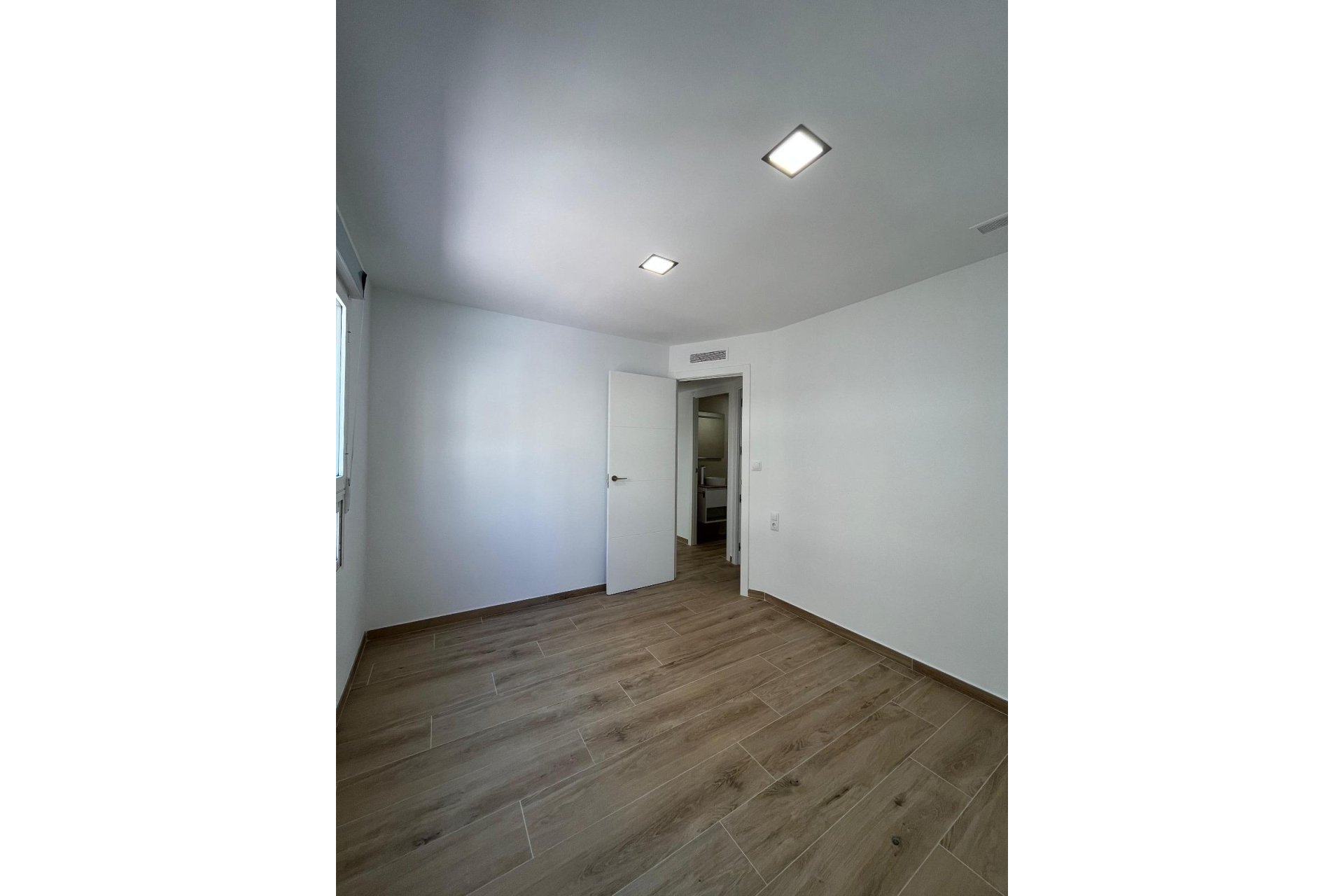 Revente - Appartement -
Torrevieja - La Mata