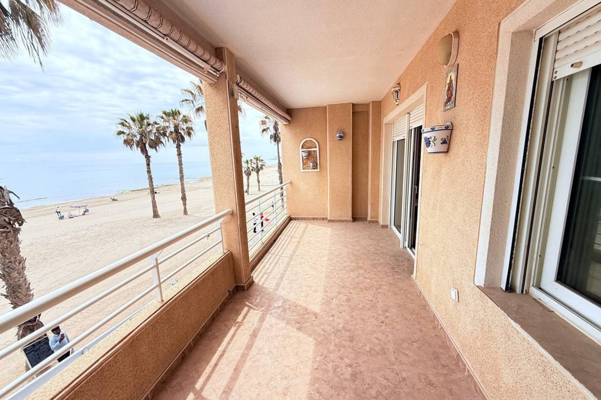 Revente - Appartement -
Torrevieja - La Mata