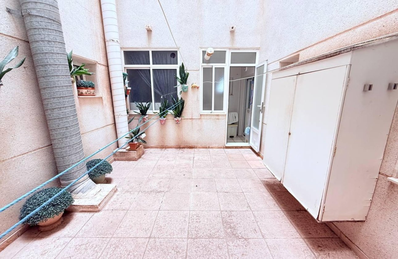 Revente - Appartement -
Torrevieja - La Mata