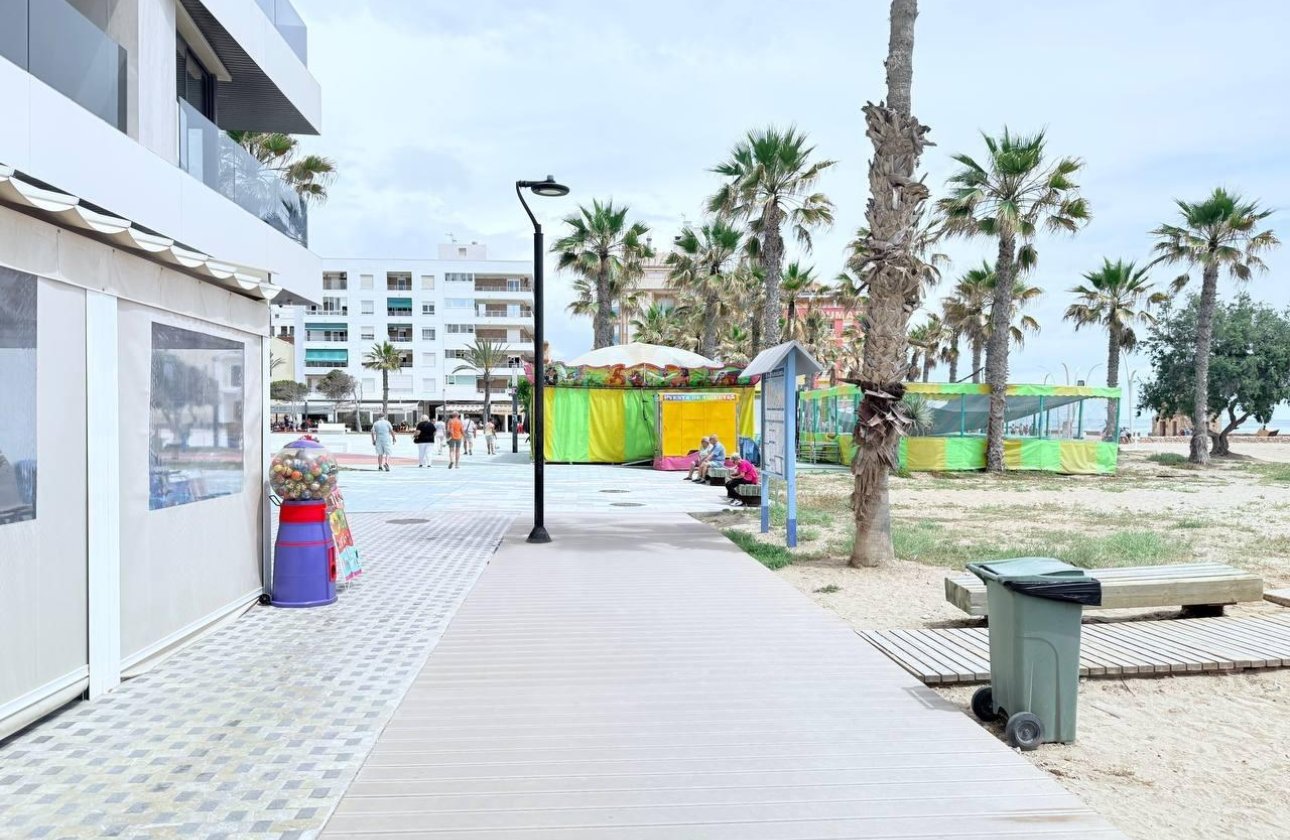 Revente - Appartement -
Torrevieja - La Mata
