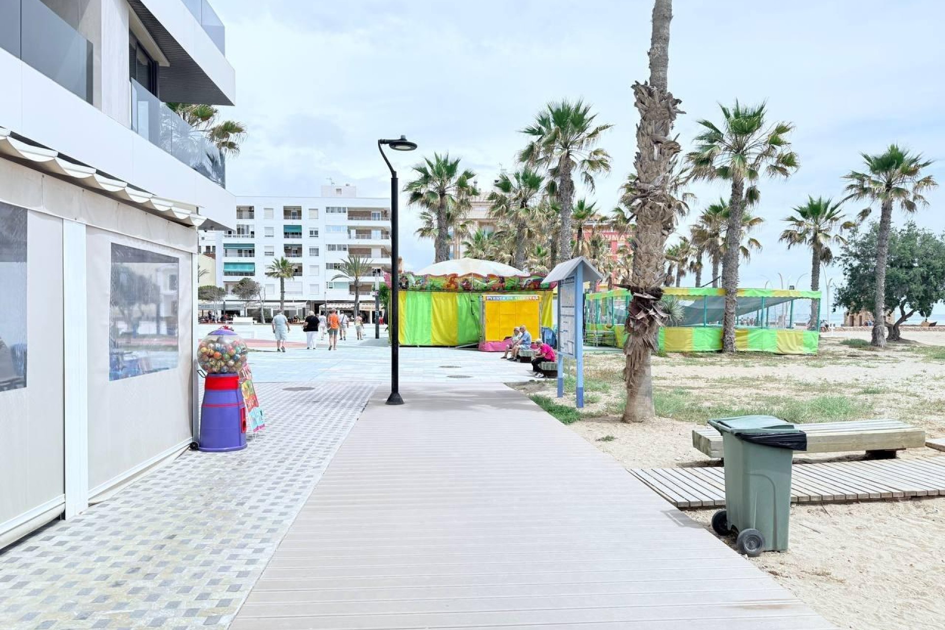 Revente - Appartement -
Torrevieja - La Mata