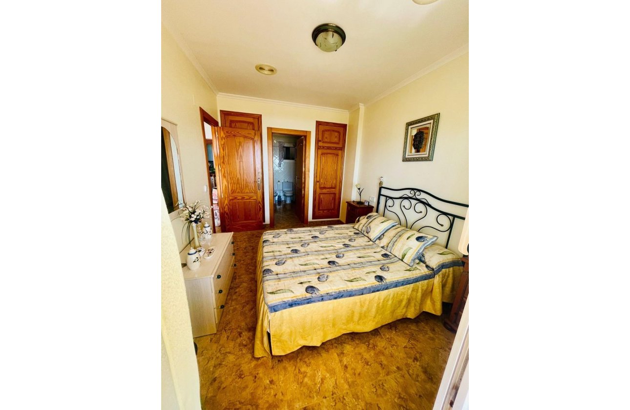 Revente - Appartement -
Torrevieja - La Mata